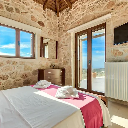 Villa Traditional 1 *