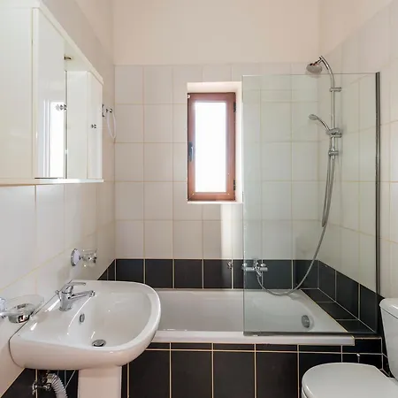 Traditional 1 Villa Volímai